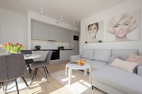 Apartment Mokotów by Renters Prestige