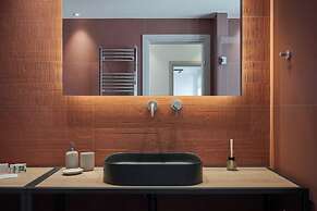 Acropolis Iconic Estate