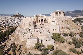 Acropolis Iconic Estate