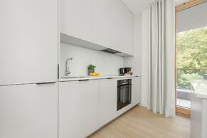 Cozy City Apartment by Renters Prestige