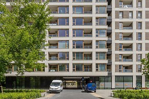 Cozy City Apartment by Renters Prestige