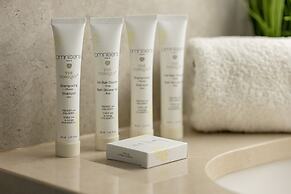 Cozy City Apartment by Renters Prestige