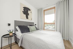 Cozy City Apartment by Renters Prestige