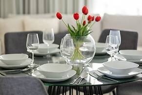 Cozy City Apartment by Renters Prestige