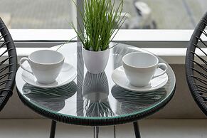 Cozy City Apartment by Renters Prestige