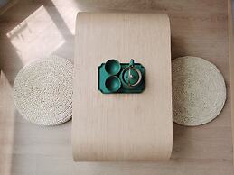 Puyue Hotel - Shenzhen East Railway Station Buji Metro Station