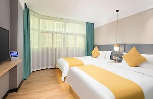 Puyue Hotel - Shenzhen East Railway Station Buji Metro Station