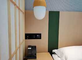 Puyue Hotel - Shenzhen East Railway Station Buji Metro Station