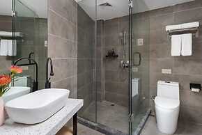 Puyue Hotel - Shenzhen East Railway Station Buji Metro Station