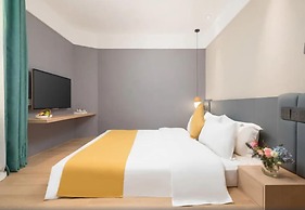 Puyue Hotel - Shenzhen East Railway Station Buji Metro Station