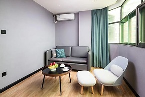 Puyue Hotel - Shenzhen East Railway Station Buji Metro Station