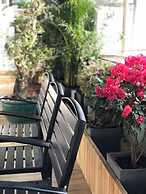 Puyue Hotel - Shenzhen East Railway Station Buji Metro Station