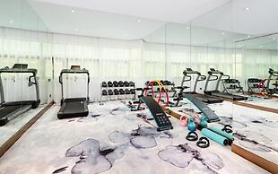 Puyue Hotel - Shenzhen East Railway Station Buji Metro Station