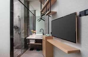 Puyue Hotel - Shenzhen East Railway Station Buji Metro Station