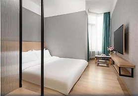 Puyue Hotel - Shenzhen East Railway Station Buji Metro Station