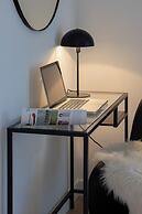 Exclusive Apartment by Renters Prestige