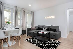 Warsaw City Center Apartment by Renters