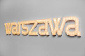 Warsaw City Center Apartment by Renters