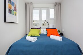 Warsaw City Center Apartment by Renters