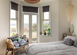 Seadream - Seadream Scarborough Limited