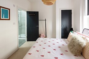 Seadream - Seadream Scarborough Limited