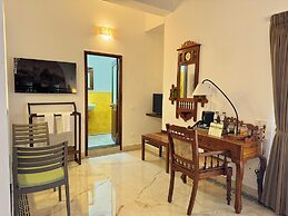 La Plage SeaView Suites