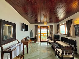 La Plage SeaView Suites