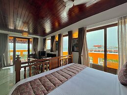 La Plage SeaView Suites