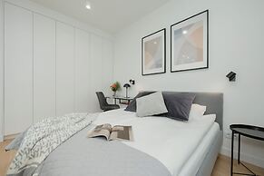 Warsaw Deluxe Apartments by Renters