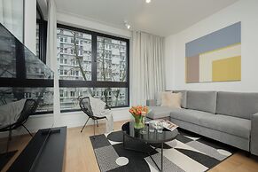 Warsaw Deluxe Apartments by Renters