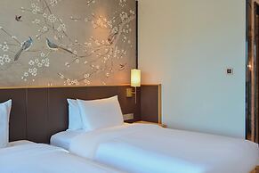 Serene Yuhua Hotel