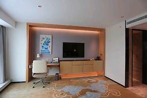 Serene Yuhua Hotel