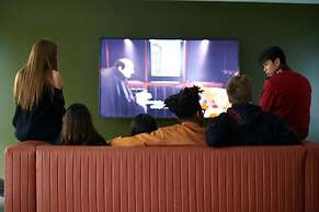 Student Only Chapter Old Street