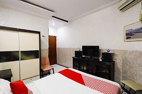 OYO 91195 Manisee 1 Homestay Syariah