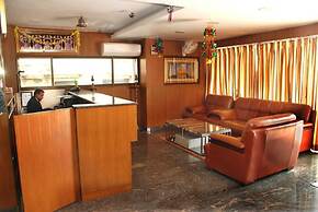 Shri Valli Resdiency