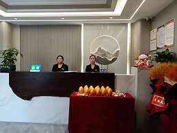 Yundu Business Hotel