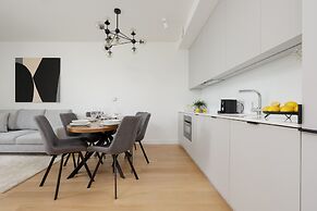 Luxurious Warsaw by Renters Prestige
