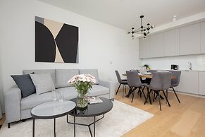 Luxurious Warsaw by Renters Prestige