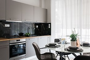 2 Level Beachfront Luxury Apt. by the Olon