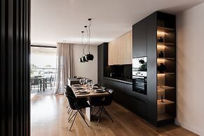 2 Level Beachfront Luxury Apt. by the Olon