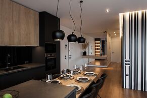 2 Level Beachfront Luxury Apt. by the Olon