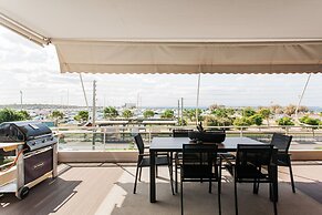2 Level Beachfront Luxury Apt. by the Olon