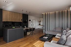 2 Level Beachfront Luxury Apt. by the Olon