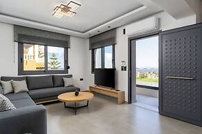 Villa Etoile - With Private Pool and Sauna