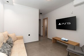 Villa Etoile - With Private Pool and Sauna