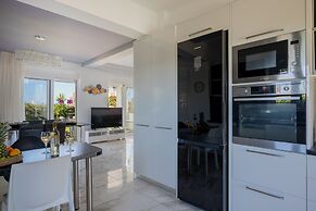 Villa Elena Beach - With Private Heated Pool