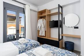 Villa Solaire - With 2 Private Pools Sauna