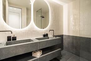 Luxury Penthouse With Sea View