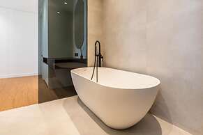 Luxury Penthouse With Sea View