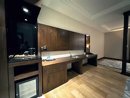 Club Hotel 777